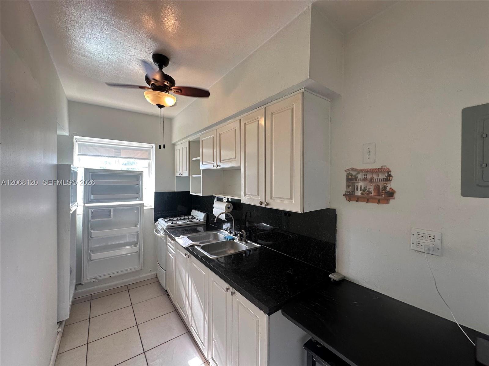 8340 Crespi Blvd # 21, Miami Beach FL 33141