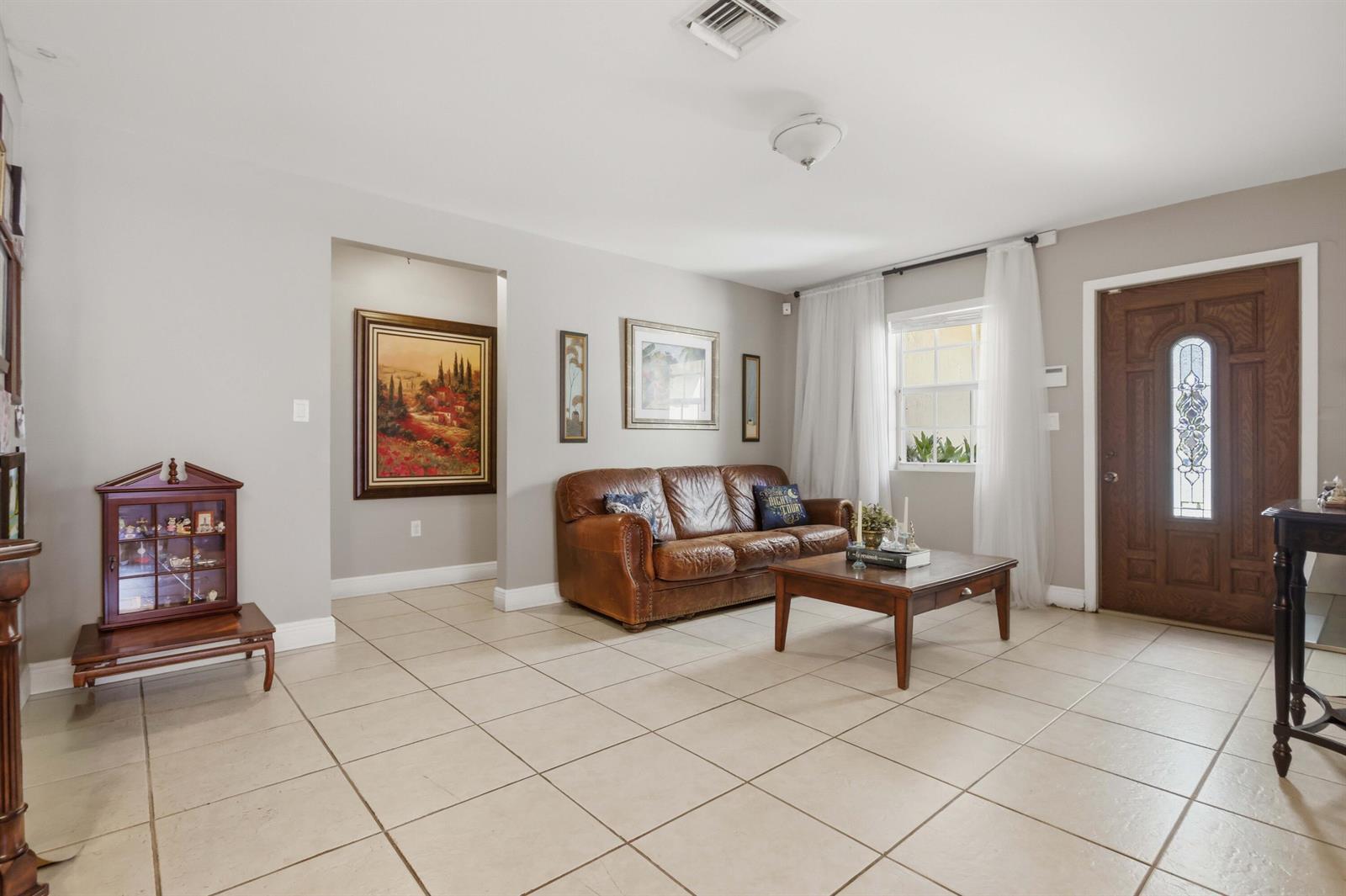 20233 SW 85th Court, Cutler Bay FL 33189 photo 2