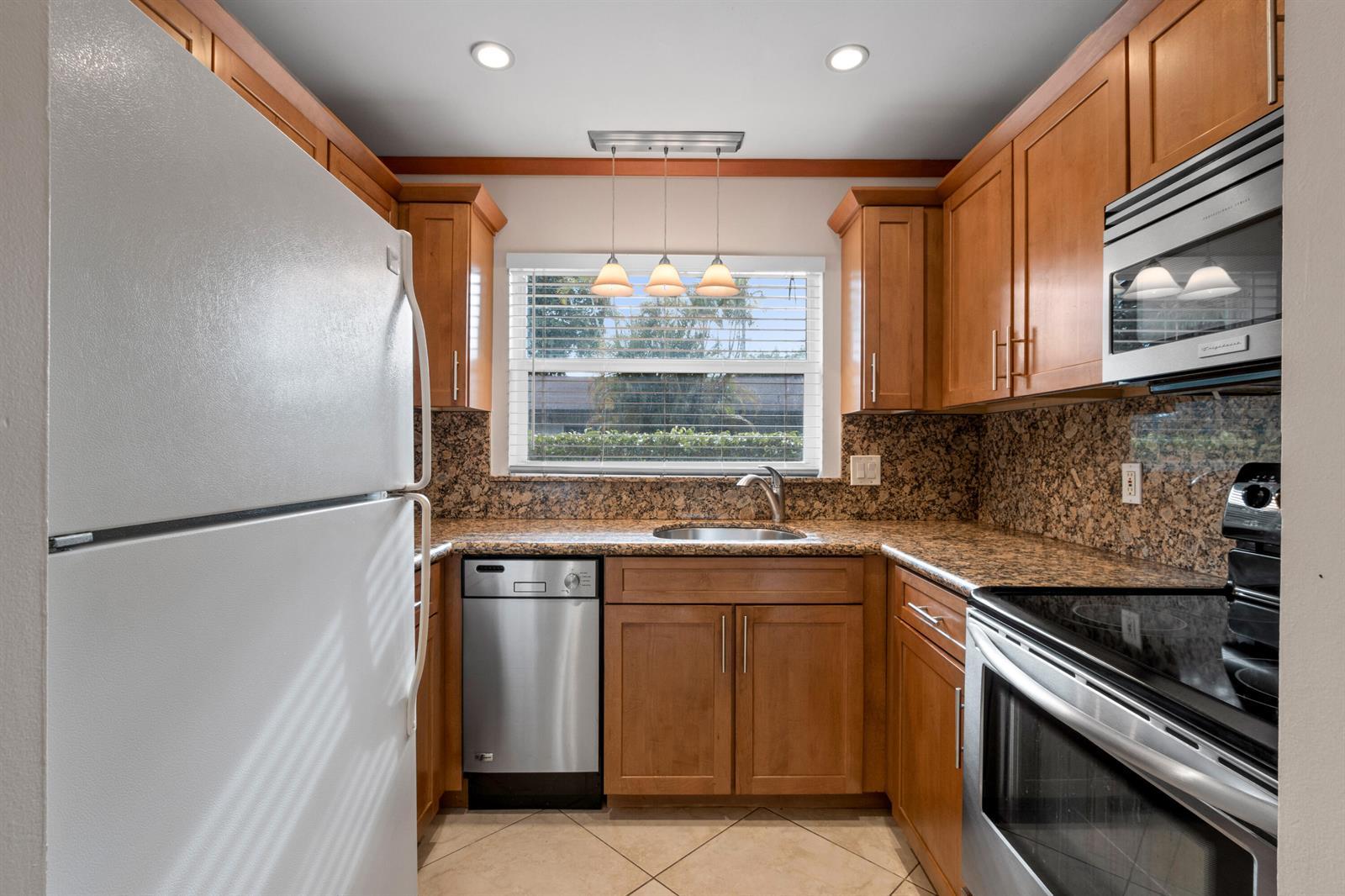 1106 NE 16th Court # 2, Fort Lauderdale FL 33305 photo 2