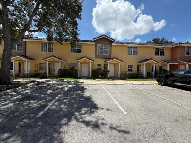 4365 NW 69TH Terrace # 4365, Lauderhill FL 33319