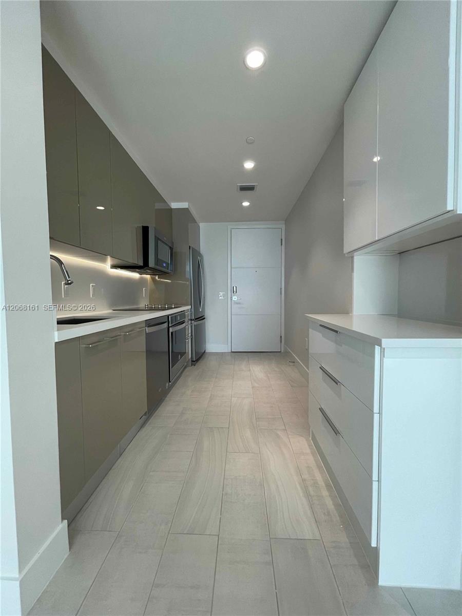 2000 Metropica Way # 308, Sunrise FL 33323 photo 5