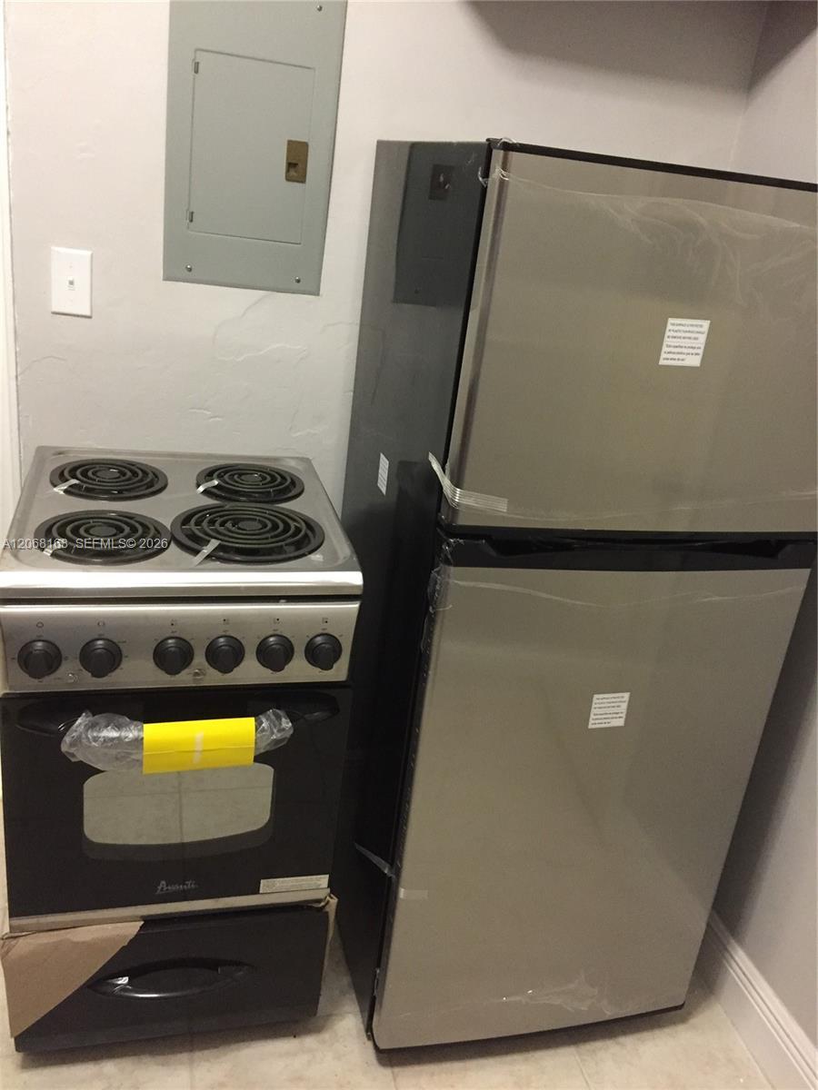 3911 W Flagler St # 2C, Miami FL 33134 photo 4