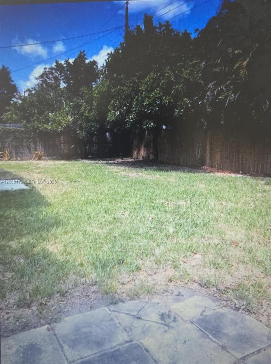 1531 N 70th Ter, Hollywood FL 33024 photo 5