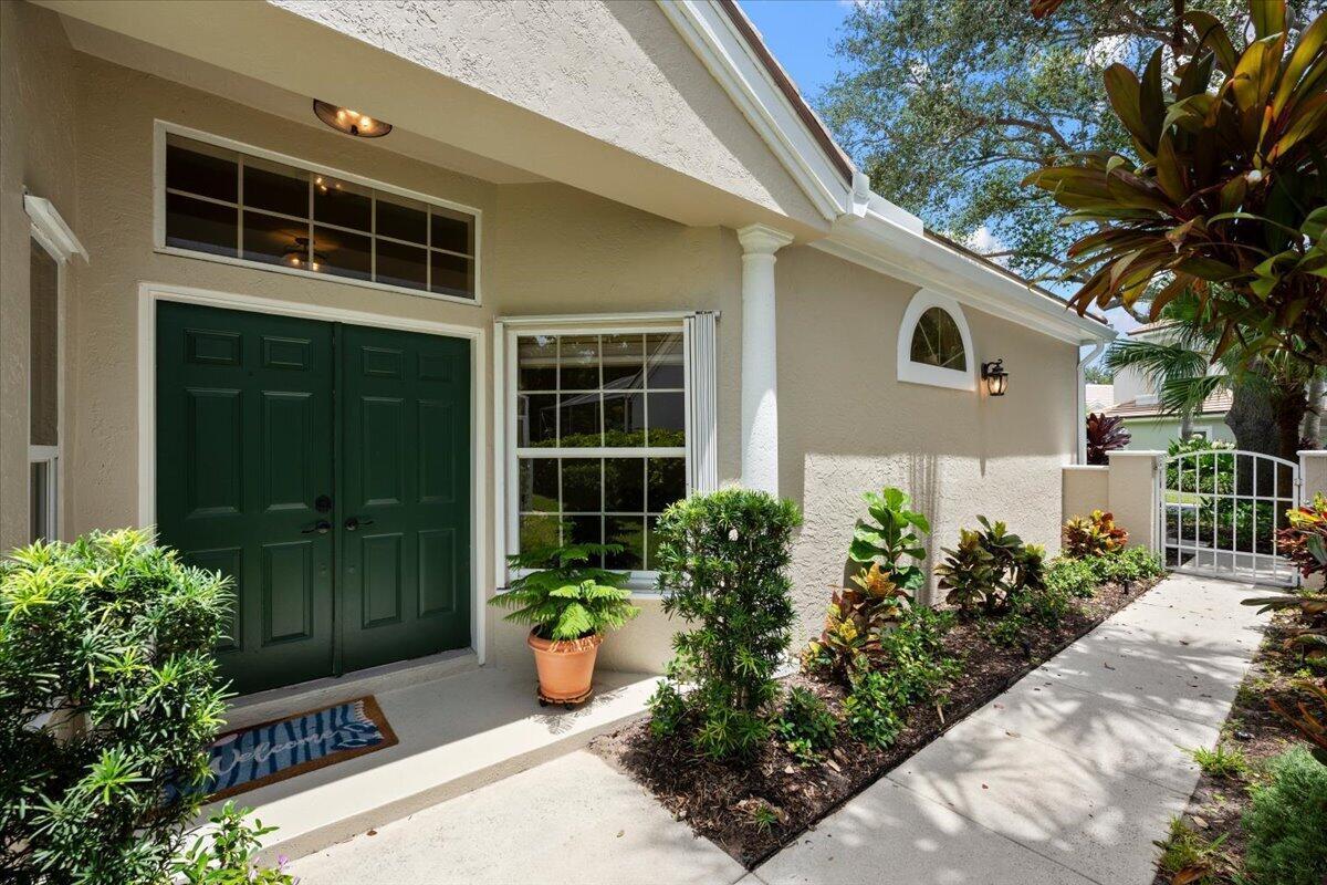21 Grand Bay Circle, Juno Beach FL 33408 photo 3