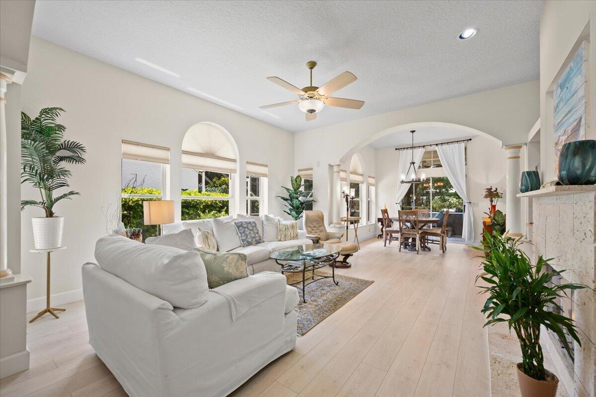 21 Grand Bay Circle, Juno Beach FL 33408 photo 5