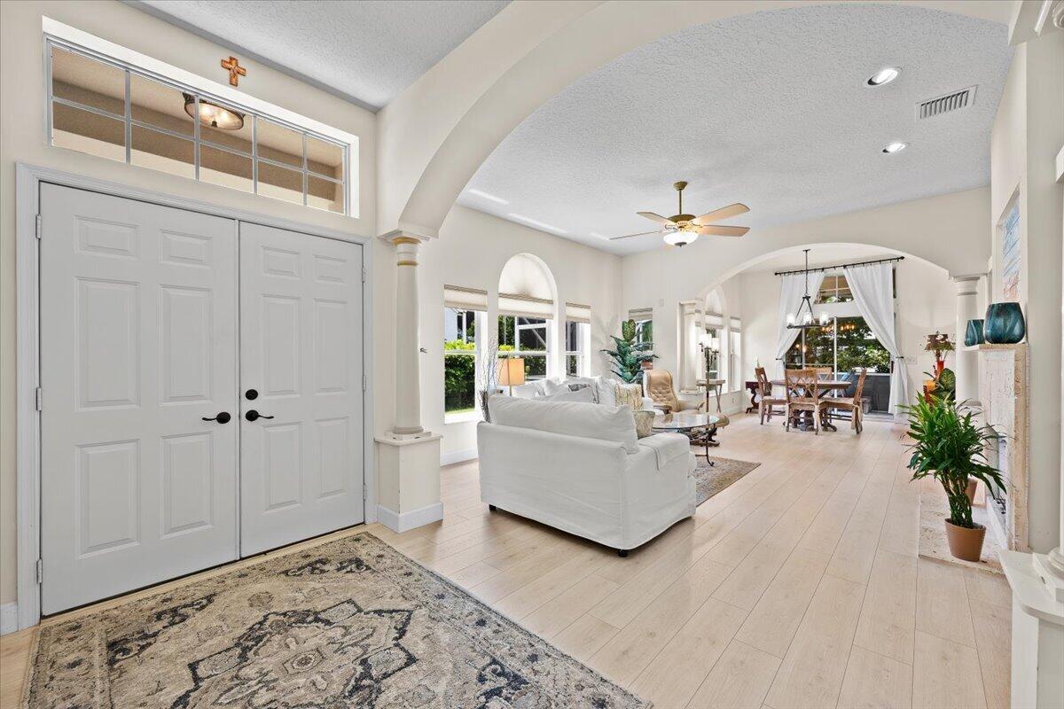 21 Grand Bay Circle, Juno Beach FL 33408 photo 4