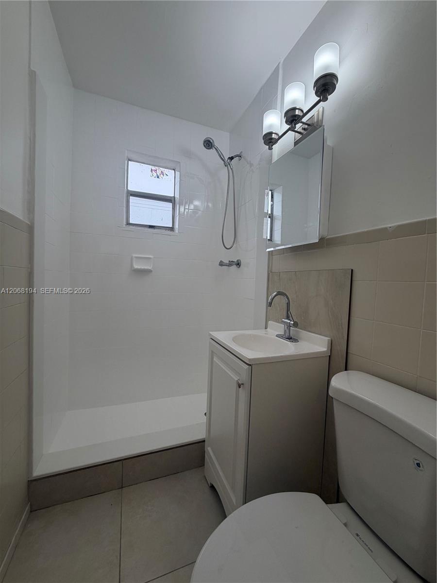 10518 NW 30th Ave # 1, Miami FL 33147 photo 4