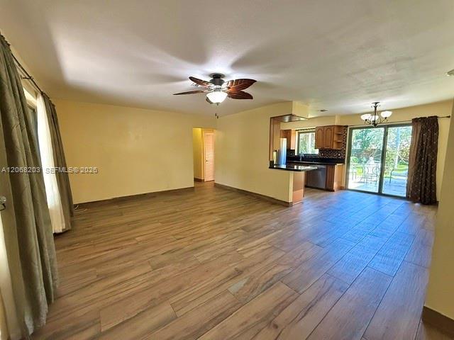 1124 NE 7th St, Hallandale Beach FL 33009 photo 3