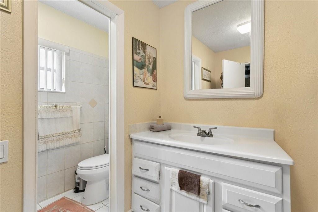 4290 NW 49th Terrace NW, Lauderdale Lakes FL 33319 photo 5