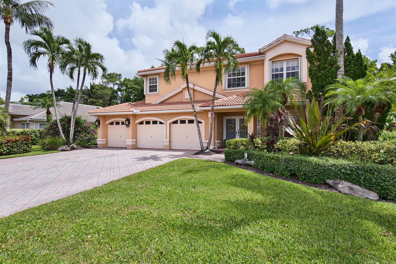 522 CYPRESS GREEN Circle, Wellington FL 33414 photo 2