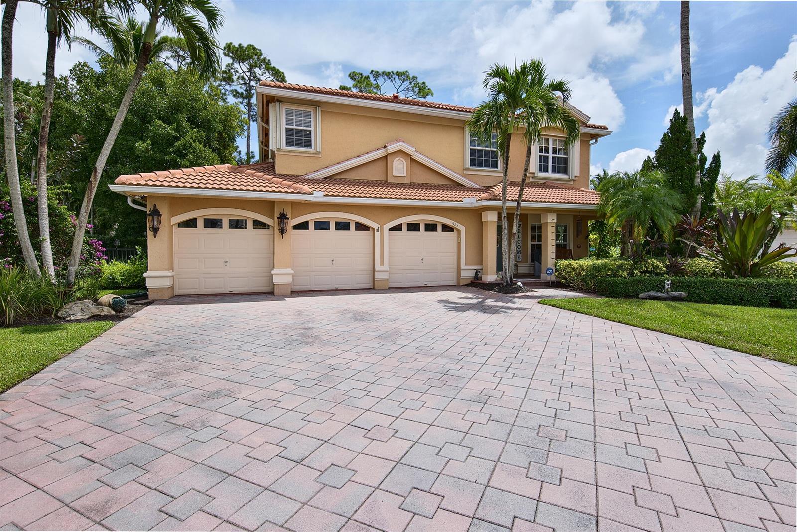 522 CYPRESS GREEN Circle, Wellington FL 33414 photo 3