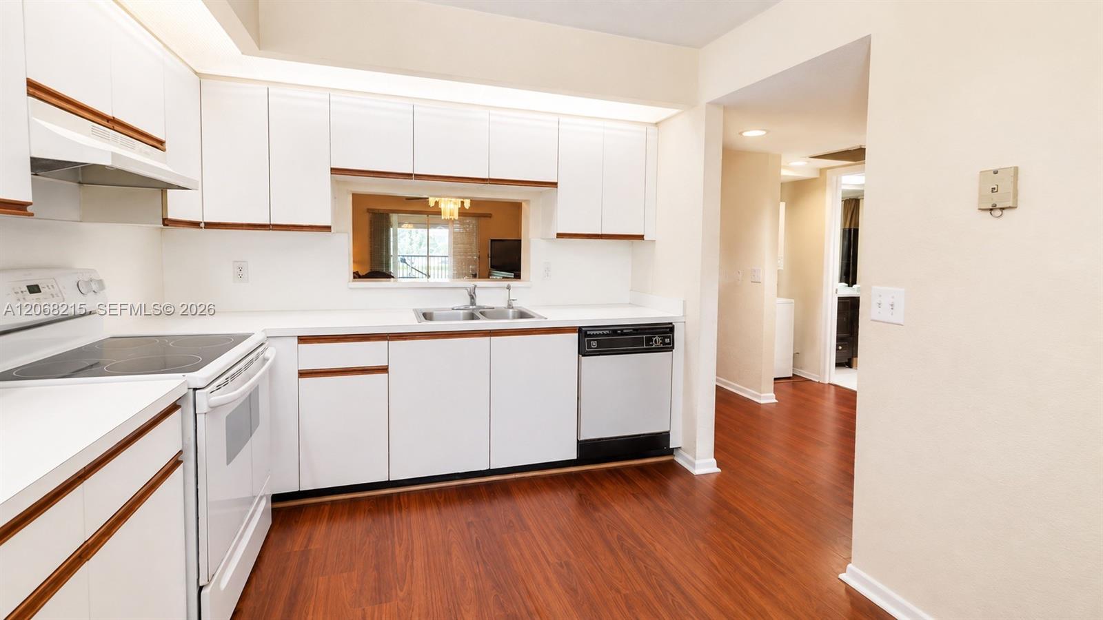 700 SW 128th Ave # 209C, Pembroke Pines FL 33027 photo 2