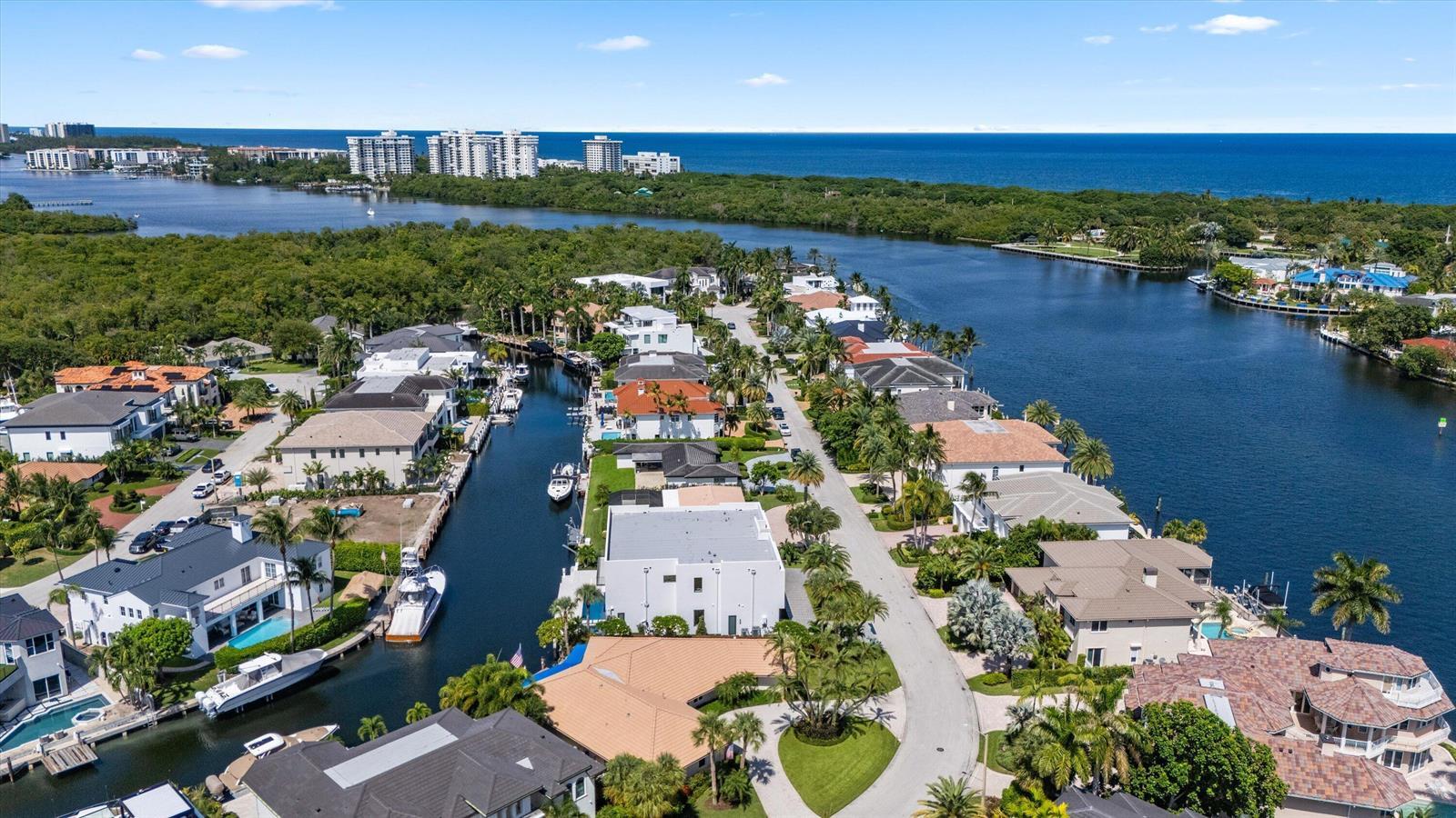 591 Golden Harbour Drive, Boca Raton FL 33432 photo 5