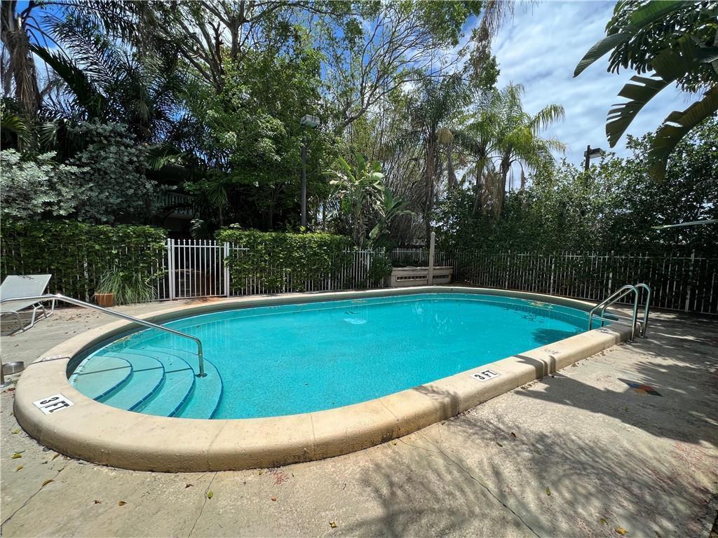1423 HOLLY HEIGHTS Drive # 7, Fort Lauderdale FL 33304 photo 4
