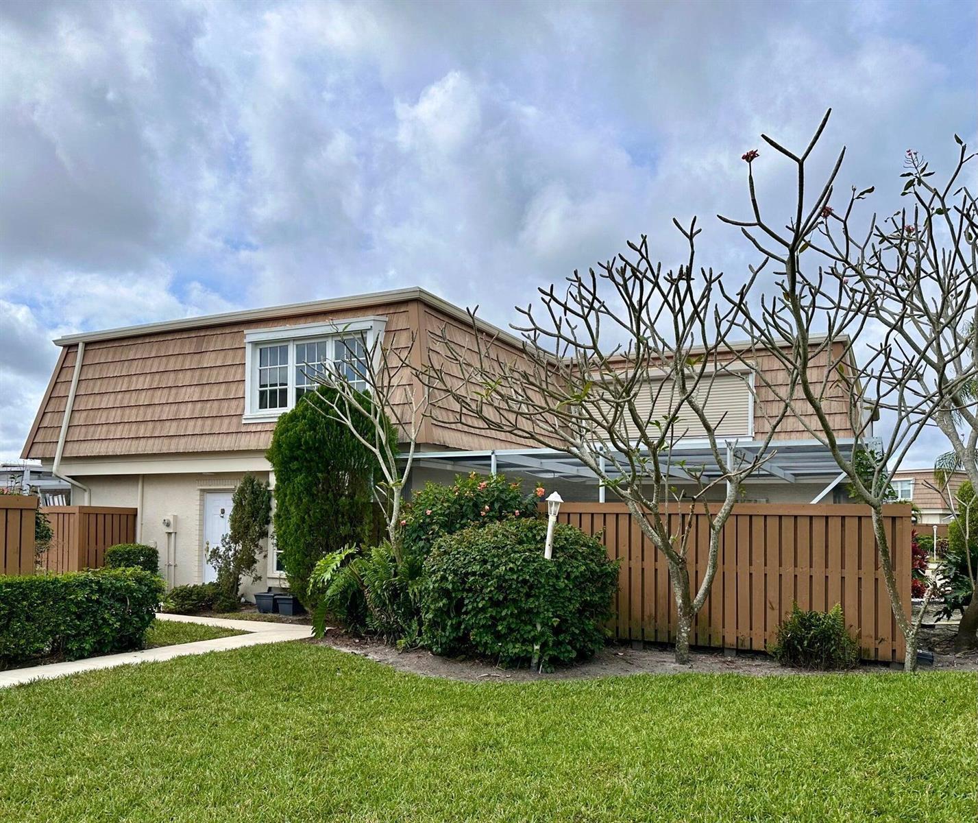 11551 WINCHESTER Drive, Palm Beach Gardens FL 33410 photo 3