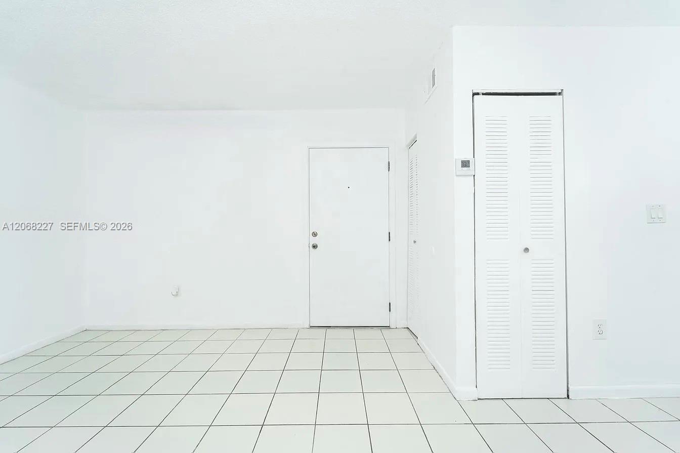 576 NW 114th Ave # 203, Sweetwater FL 33172 photo 3
