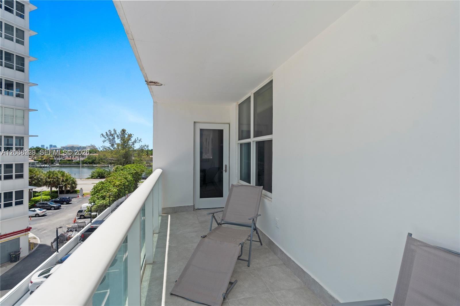 5001 Collins Ave # 4G, Miami Beach FL 33140 photo 4