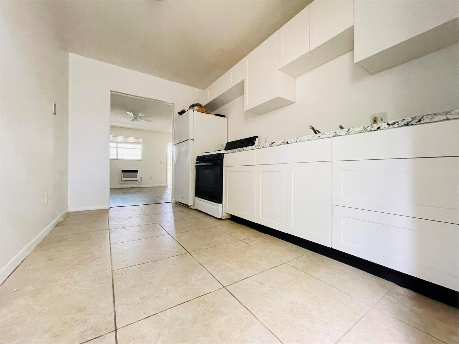 531 27th Street Unit 1, West Palm Beach FL 33407 photo 2
