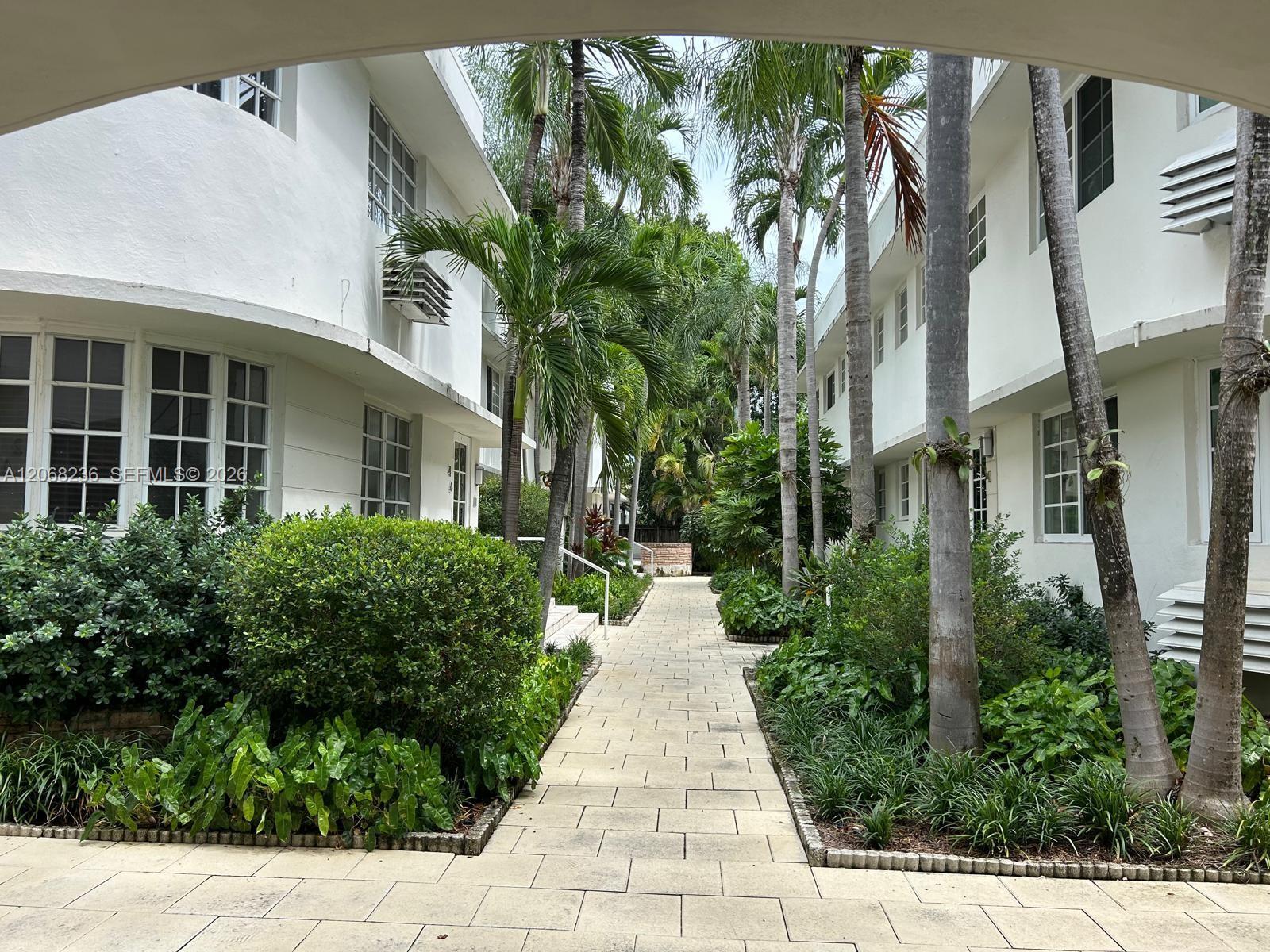 1605 Lenox Ave # 3, Miami Beach FL 33139 photo 2