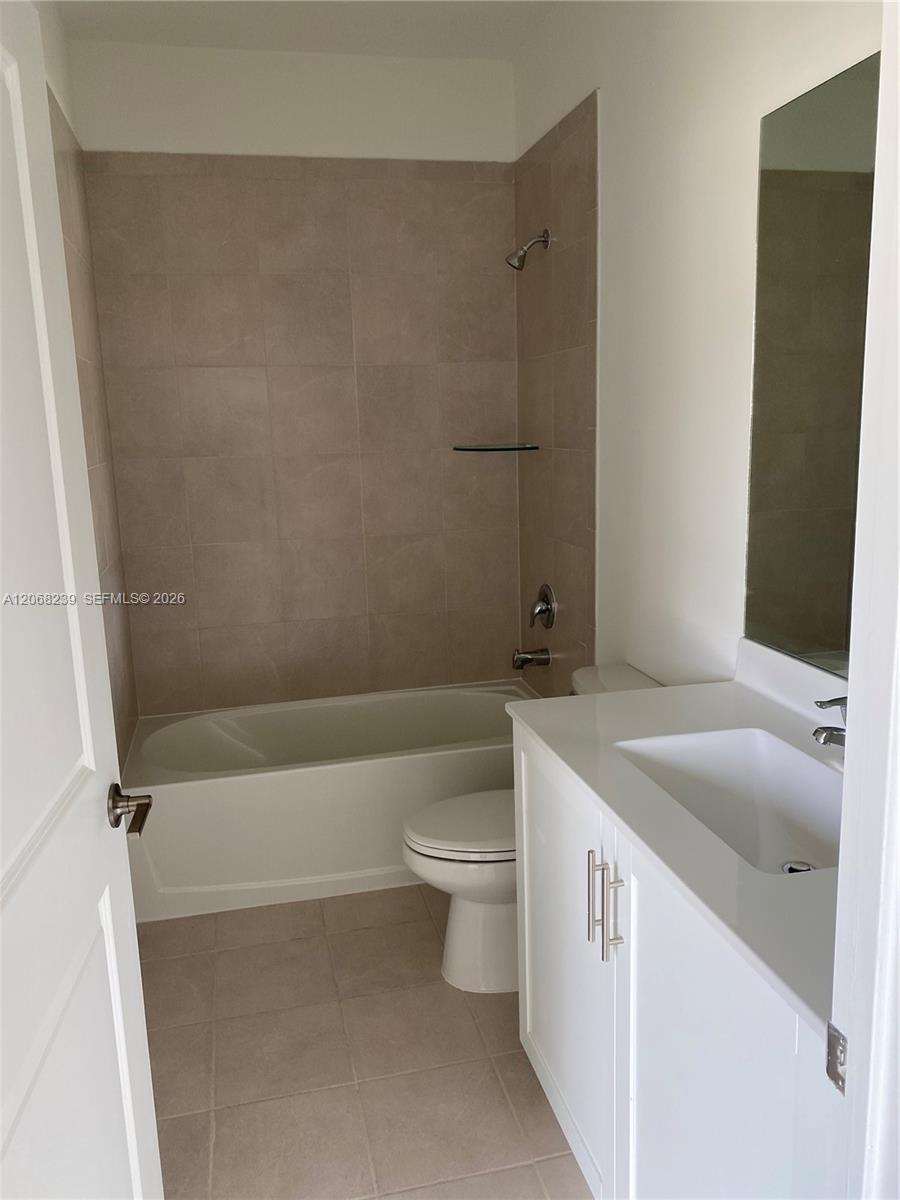 20672 NE 7th Pl # 20672, Miami FL 33179 photo 4