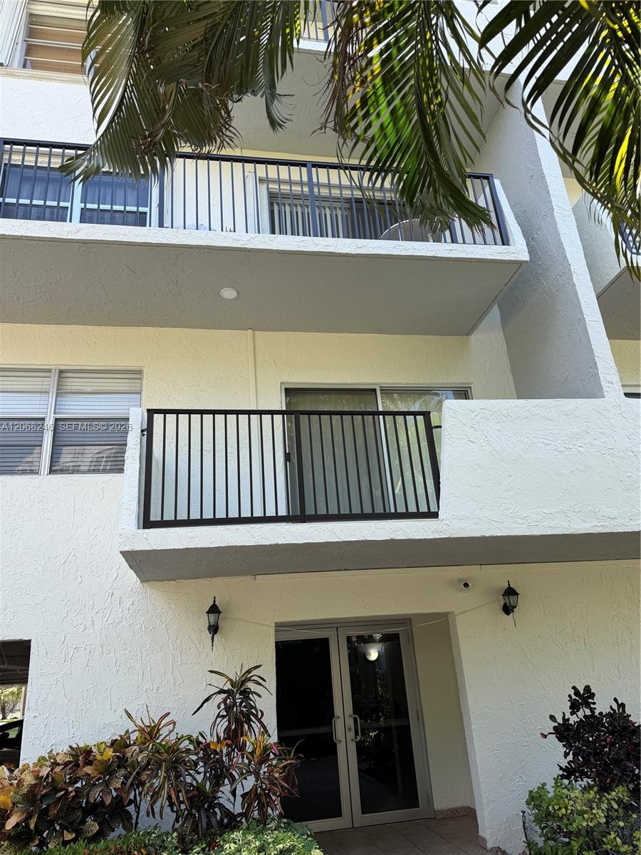 250 181st Dr # 414, Sunny Isles Beach FL 33160 photo 3