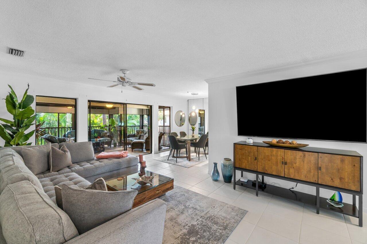 50 PELICAN POINTE Drive # 2050, Delray Beach FL 33483 photo 5
