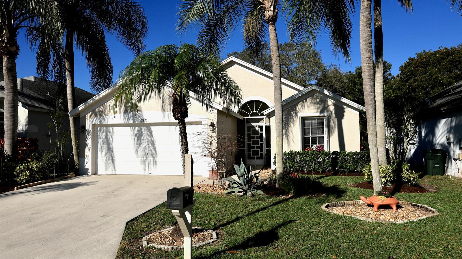 2220 Soundings Court, FL 33413