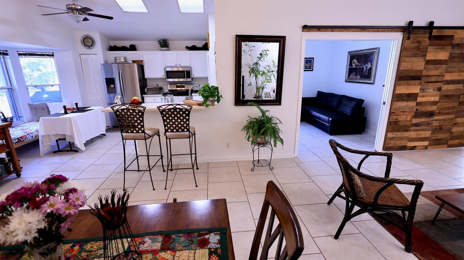 2220 Soundings Court, FL 33413 photo 4