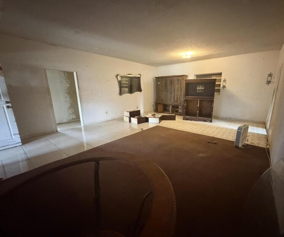 26525 SW 138th Court, Homestead FL 33032 photo 2