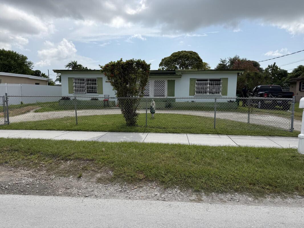 26525 SW 138th Court, Homestead FL 33032