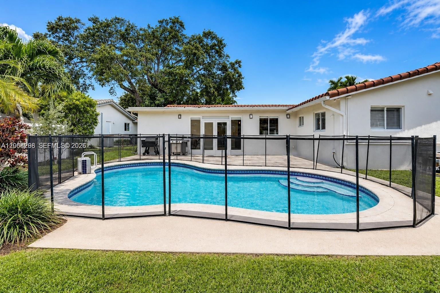 3671 N 47th Ave, Hollywood FL 33021 photo 2