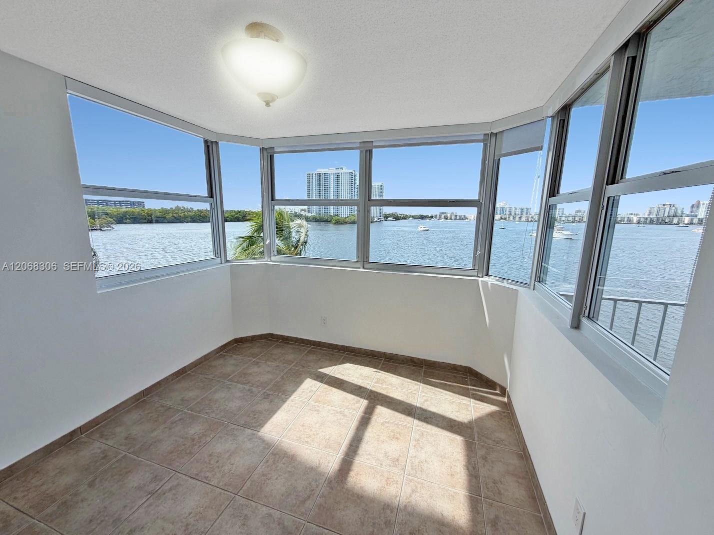 16546 NE 26th Ave # 4B, North Miami Beach FL 33160 photo 4