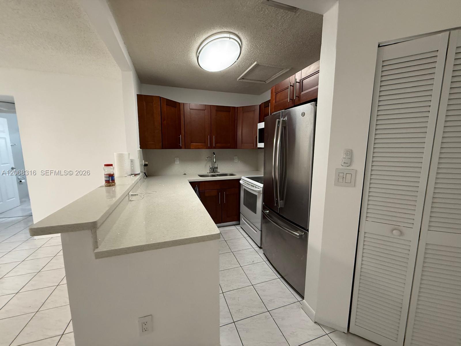 6540 W 26th Dr # 60, Hialeah FL 33016 photo 2