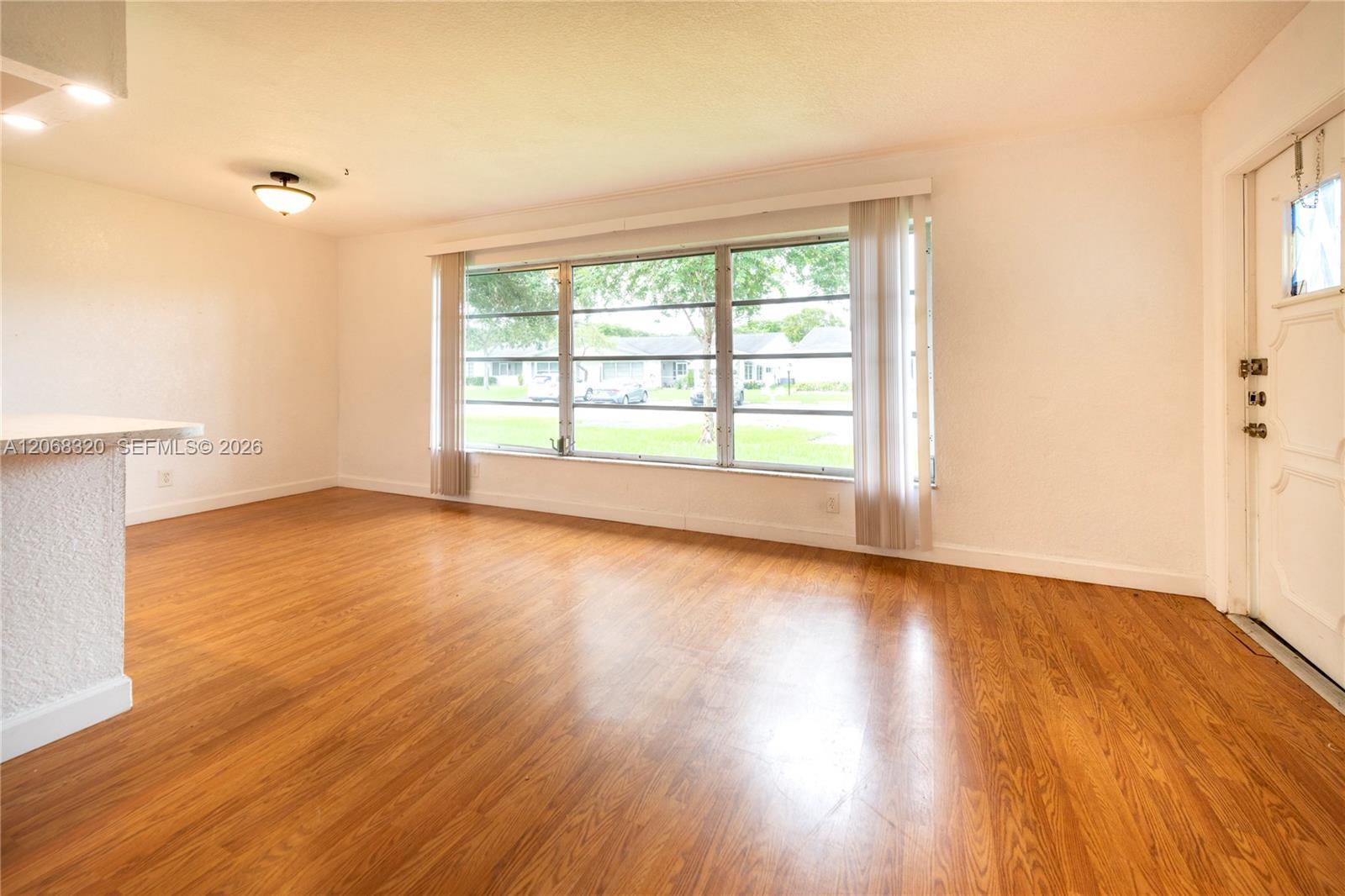 8555 NW 10th St # B106, Plantation FL 33322 photo 4