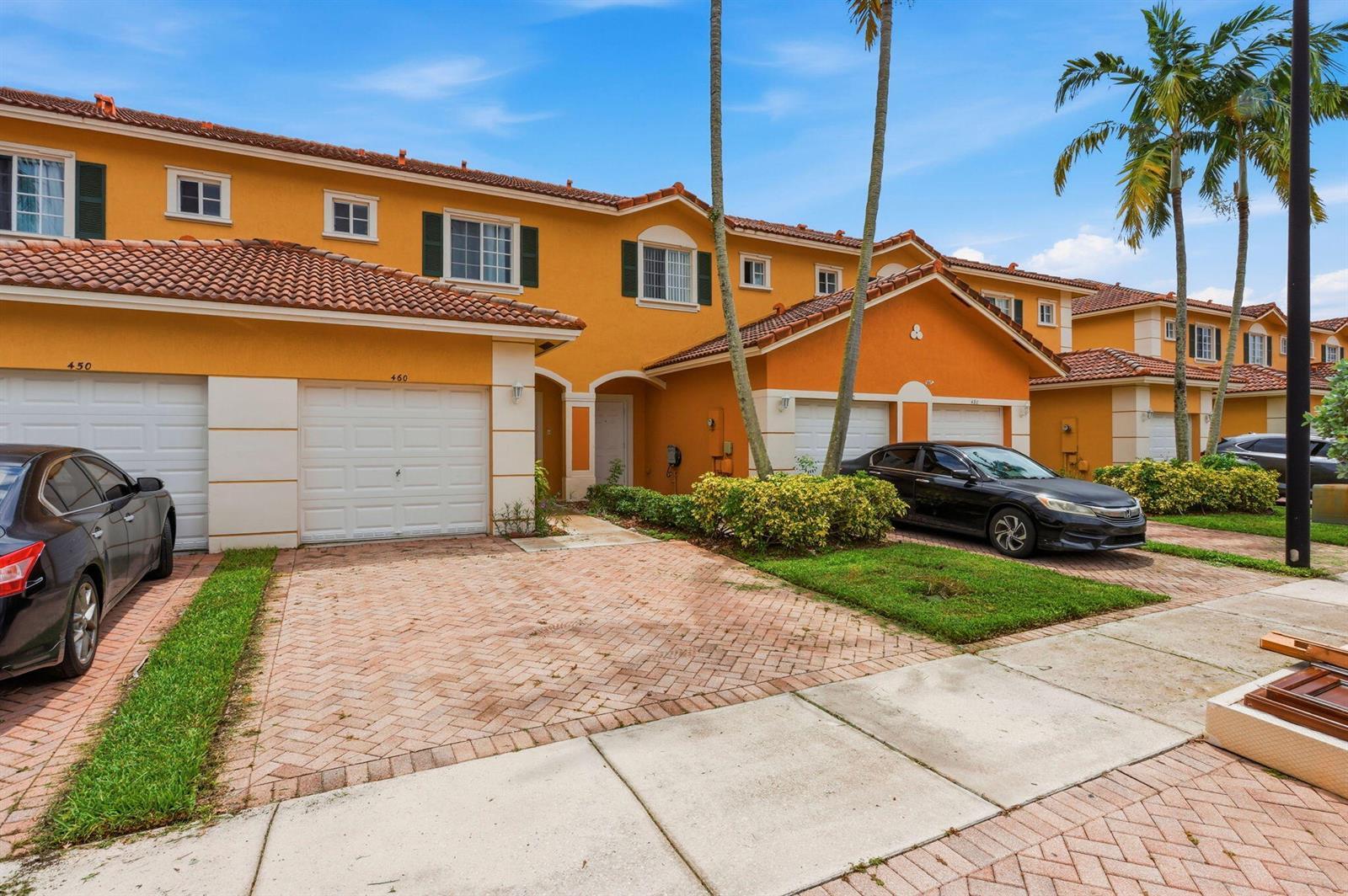 460 PRINCESS Drive, Margate FL 33068 photo 2