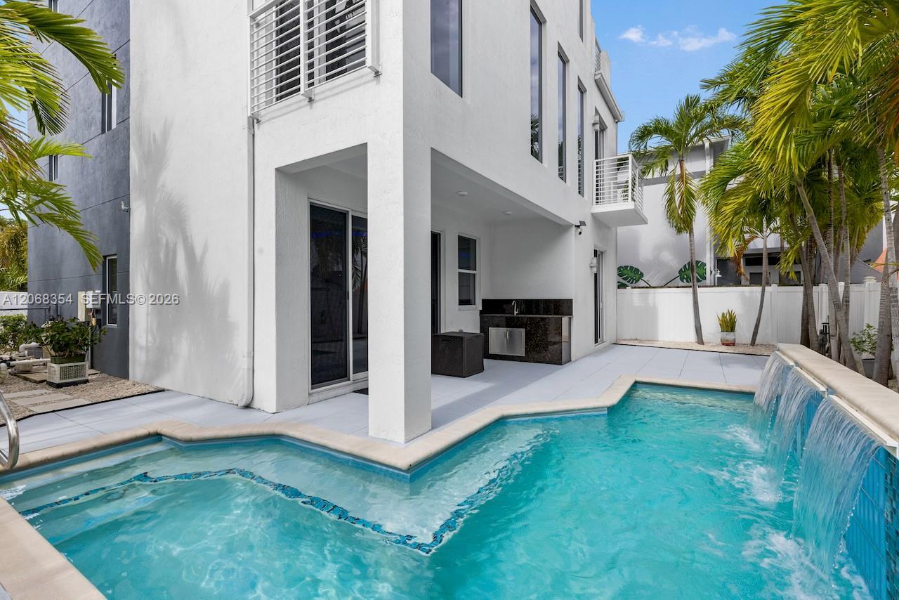 1000 SW 4th Ave, Fort Lauderdale FL 33315 photo 5