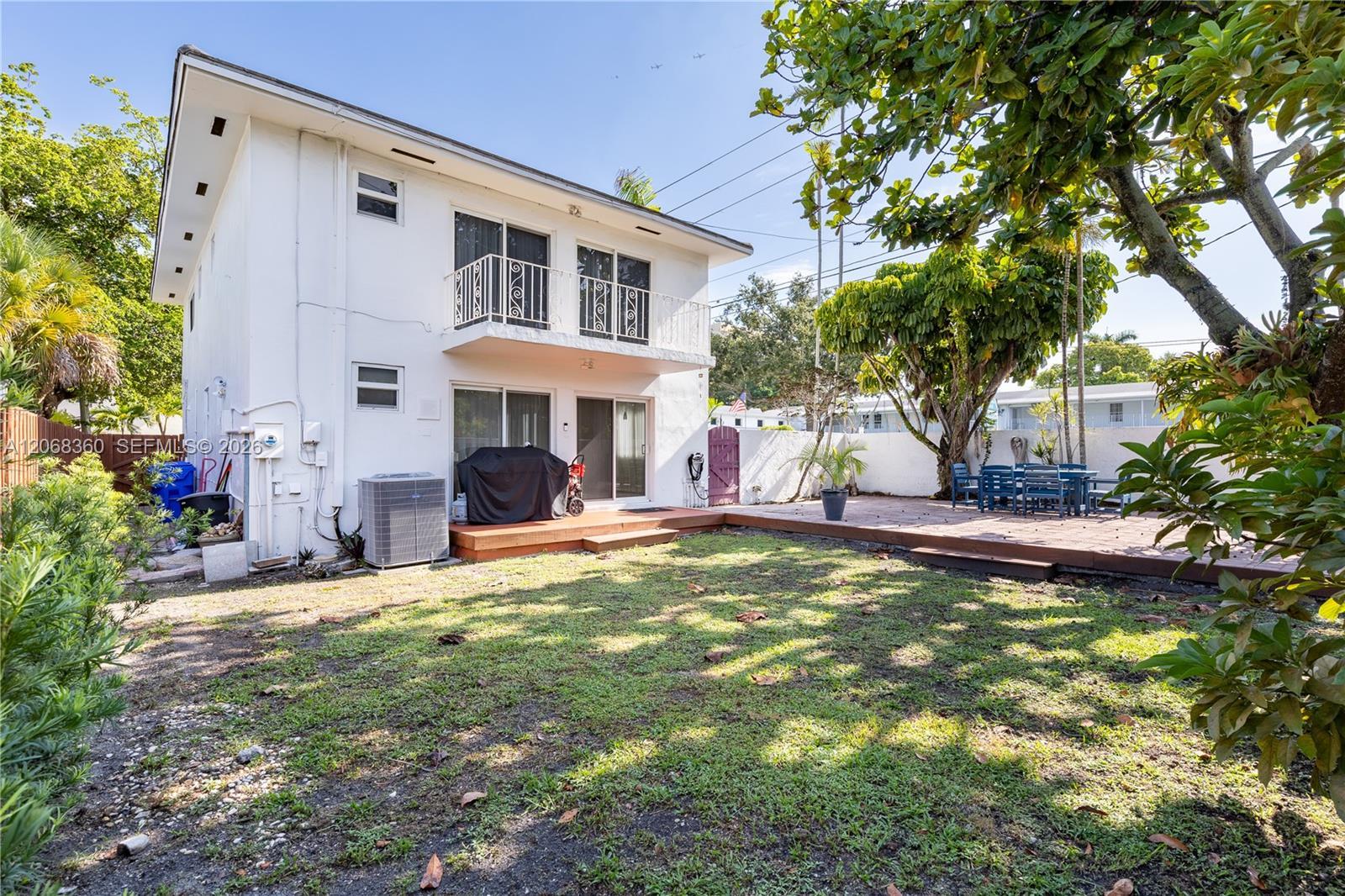 2250 SW 17th Ave, Miami FL 33145 photo 3