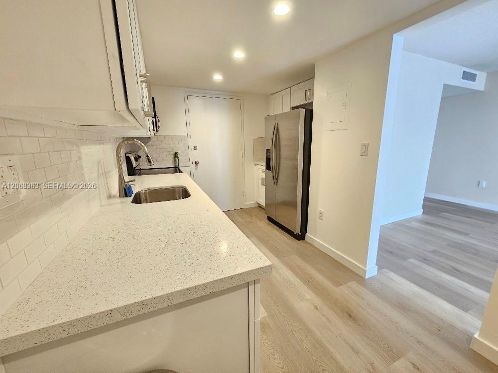 18081 Biscayne Blvd # 1702, Aventura FL 33160 photo 2