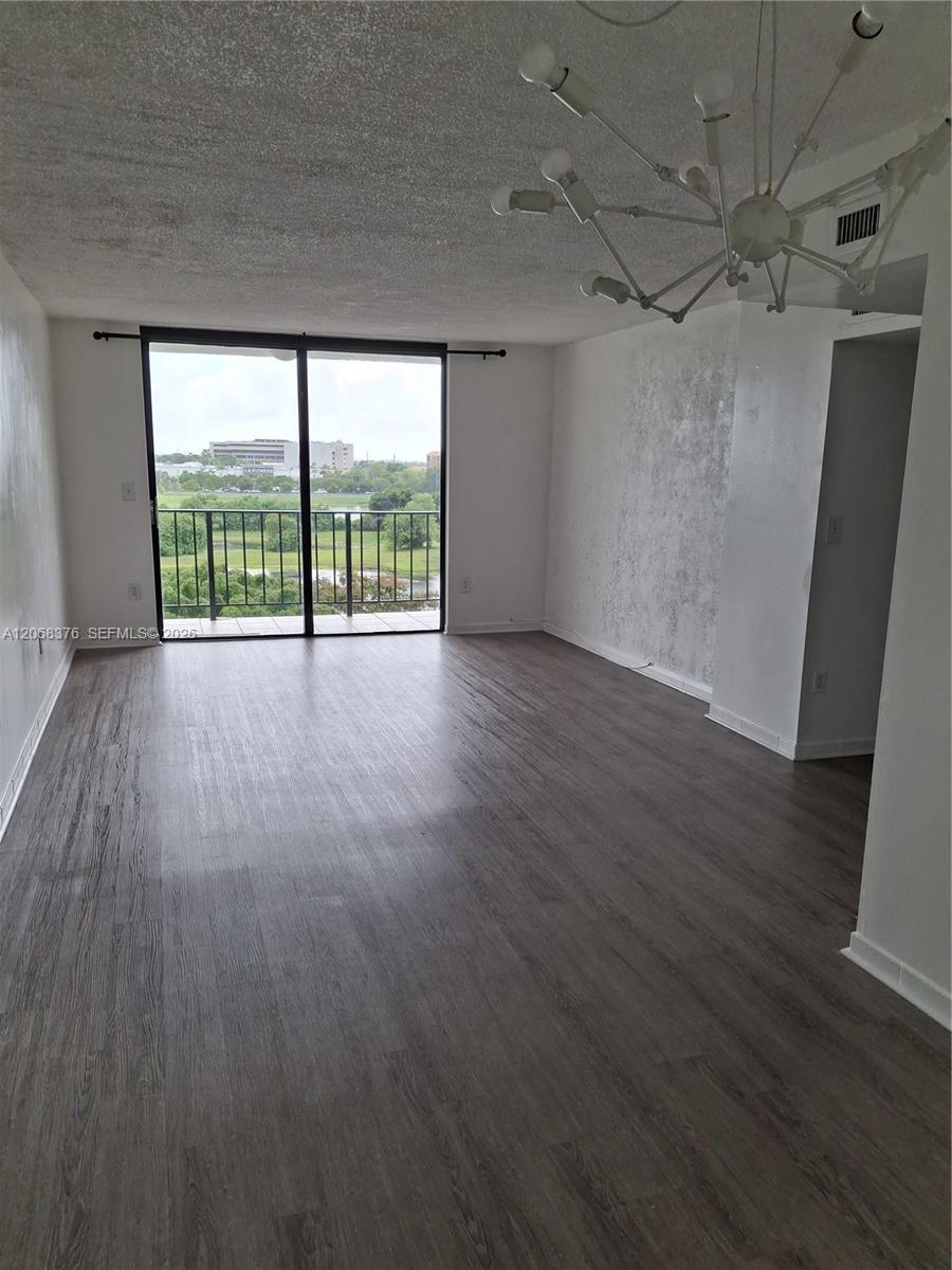 9682 Fontainebleau Blvd # 603, Miami FL 33172 photo 2