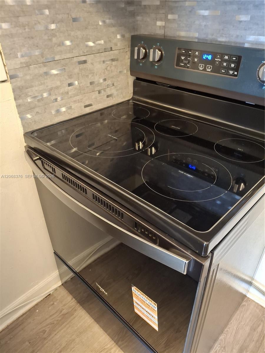 9682 Fontainebleau Blvd # 603, Miami FL 33172 photo 4