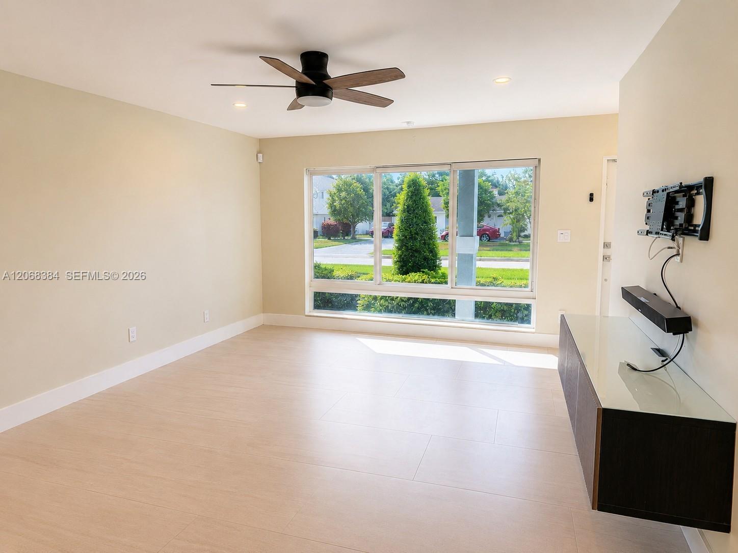 1601 NW 55th Ave, Lauderhill FL 33313 photo 5
