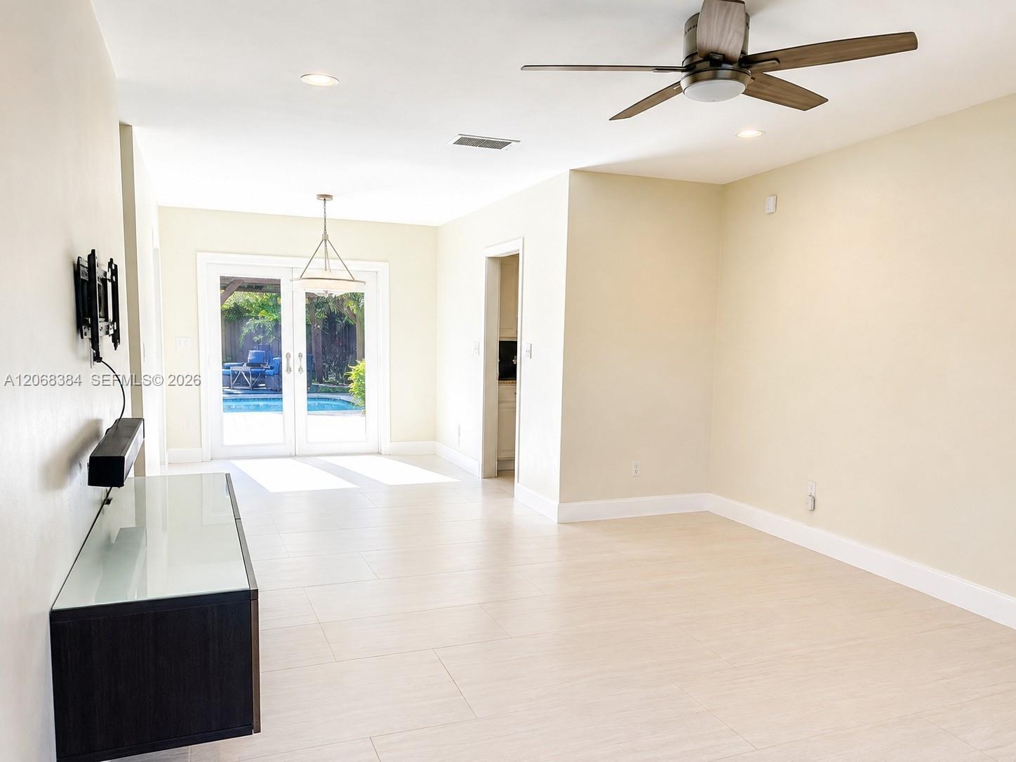 1601 NW 55th Ave, Lauderhill FL 33313 photo 4