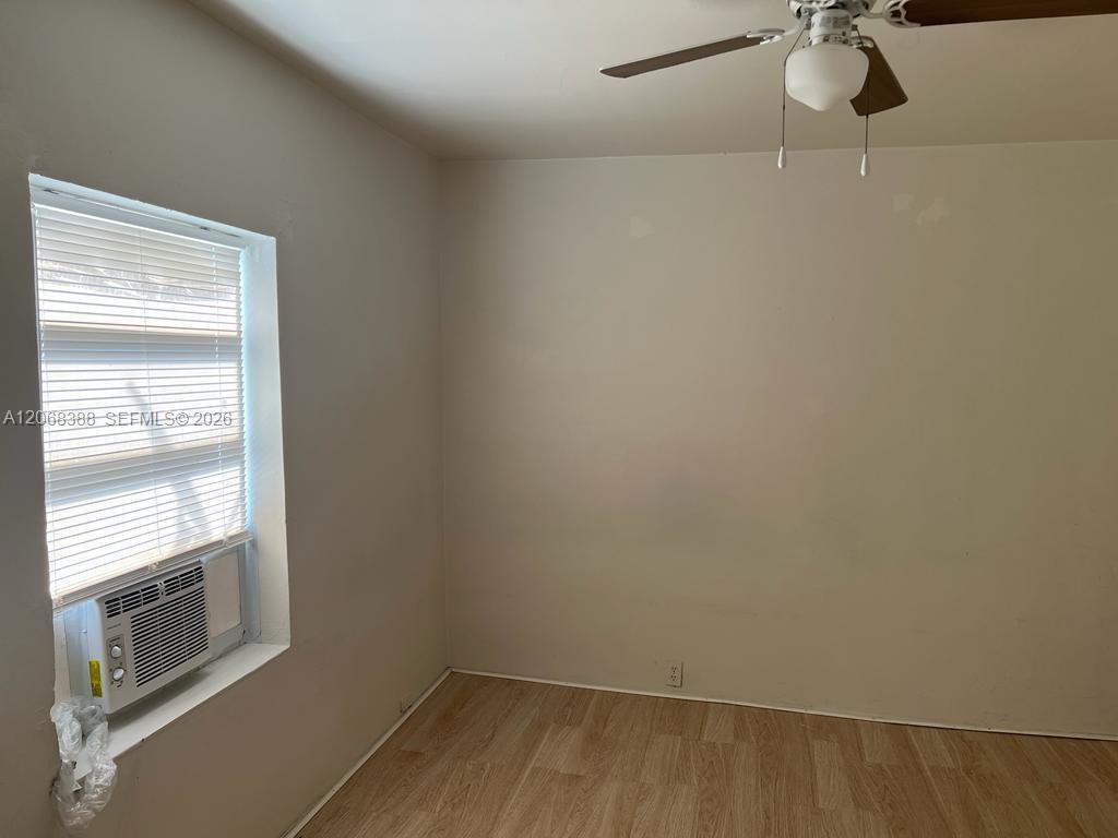 321 NE 2nd ST # 3, Hallandale Beach FL 33009 photo 4