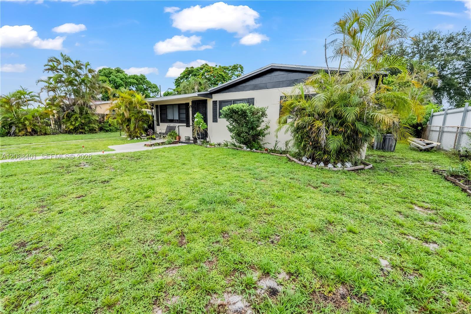 1365 NW 192nd Ter, Miami Gardens FL 33169 photo 3