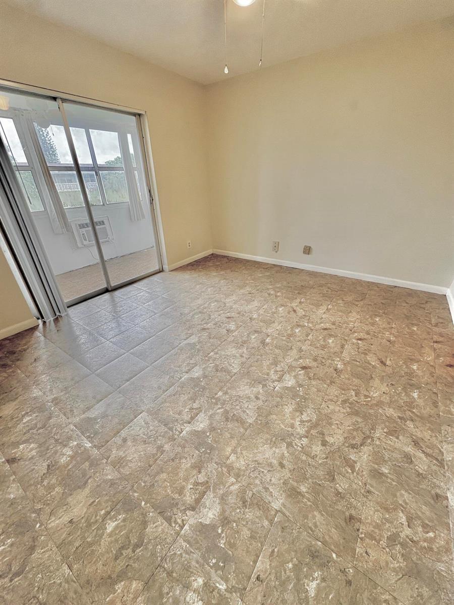 63 Coventry C, West Palm Beach FL 33417 photo 3