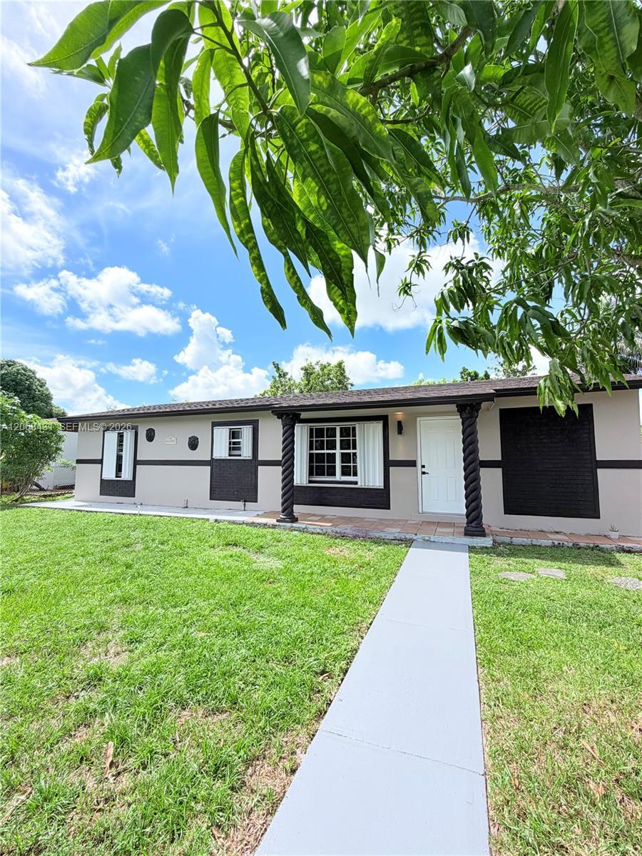 4492 NW 180th St, Miami Gardens FL 33055 photo 4