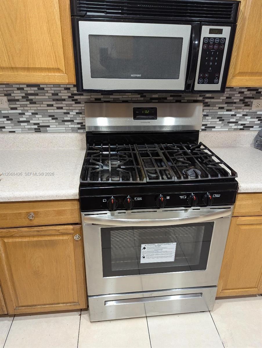 8380 S Missionwood Cir, Miramar FL 33025 photo 4