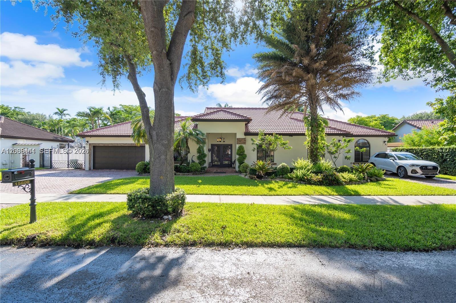 15600 NW 82nd Ct, Miami Lakes FL 33016 photo 5