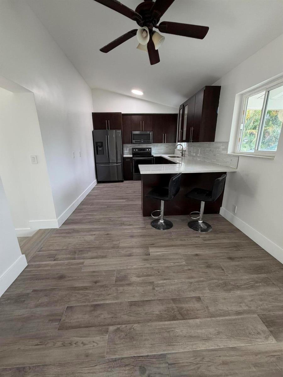 6530 HAYES Street, Hollywood FL 33024 photo 2