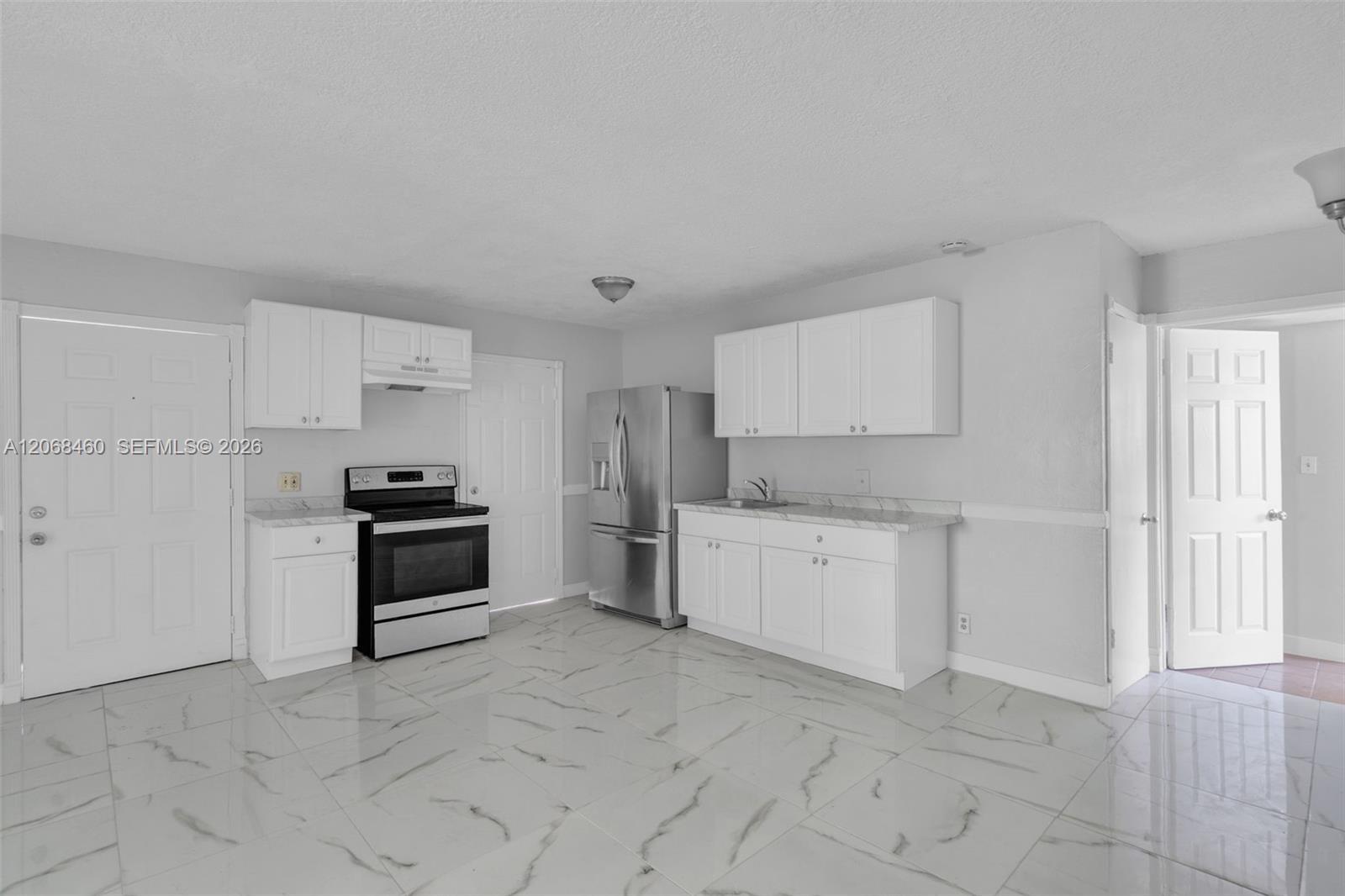 632 SW 16th Ave # D, Fort Lauderdale FL 33312 photo 2